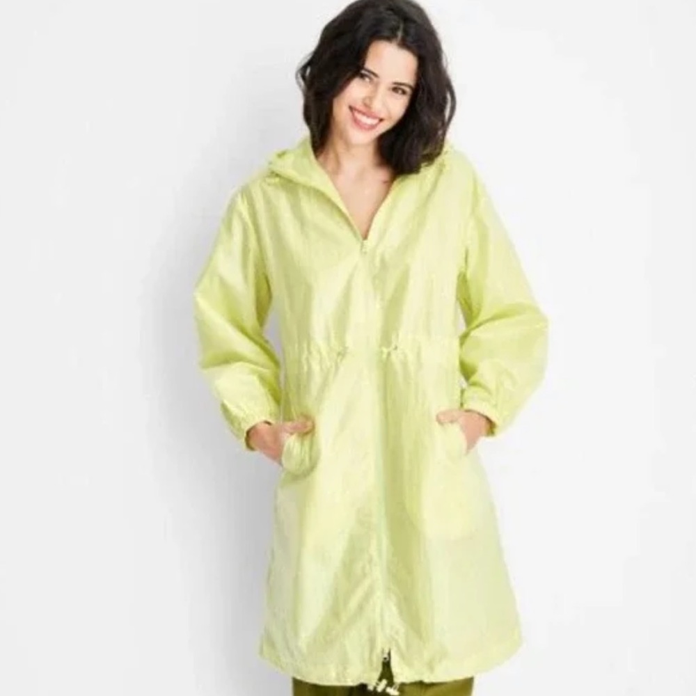 Cinched Waist Light Hooded Rainy Jacket!